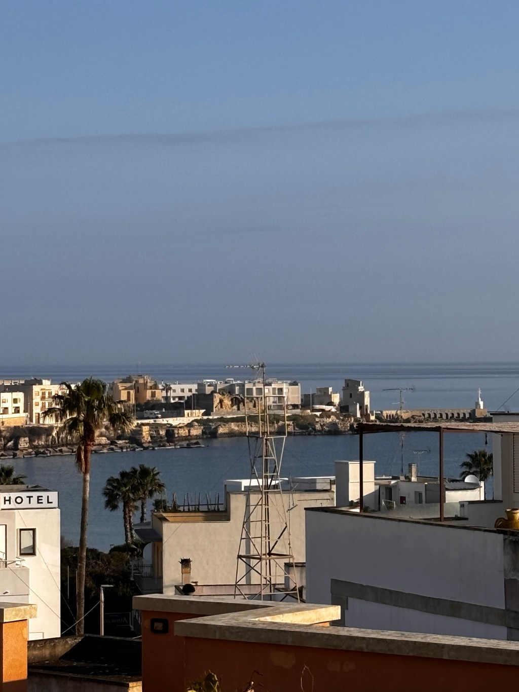 Materasta Otrantoon julkisilla – kun 6 tunnin matkasta tuli&nbsp;11